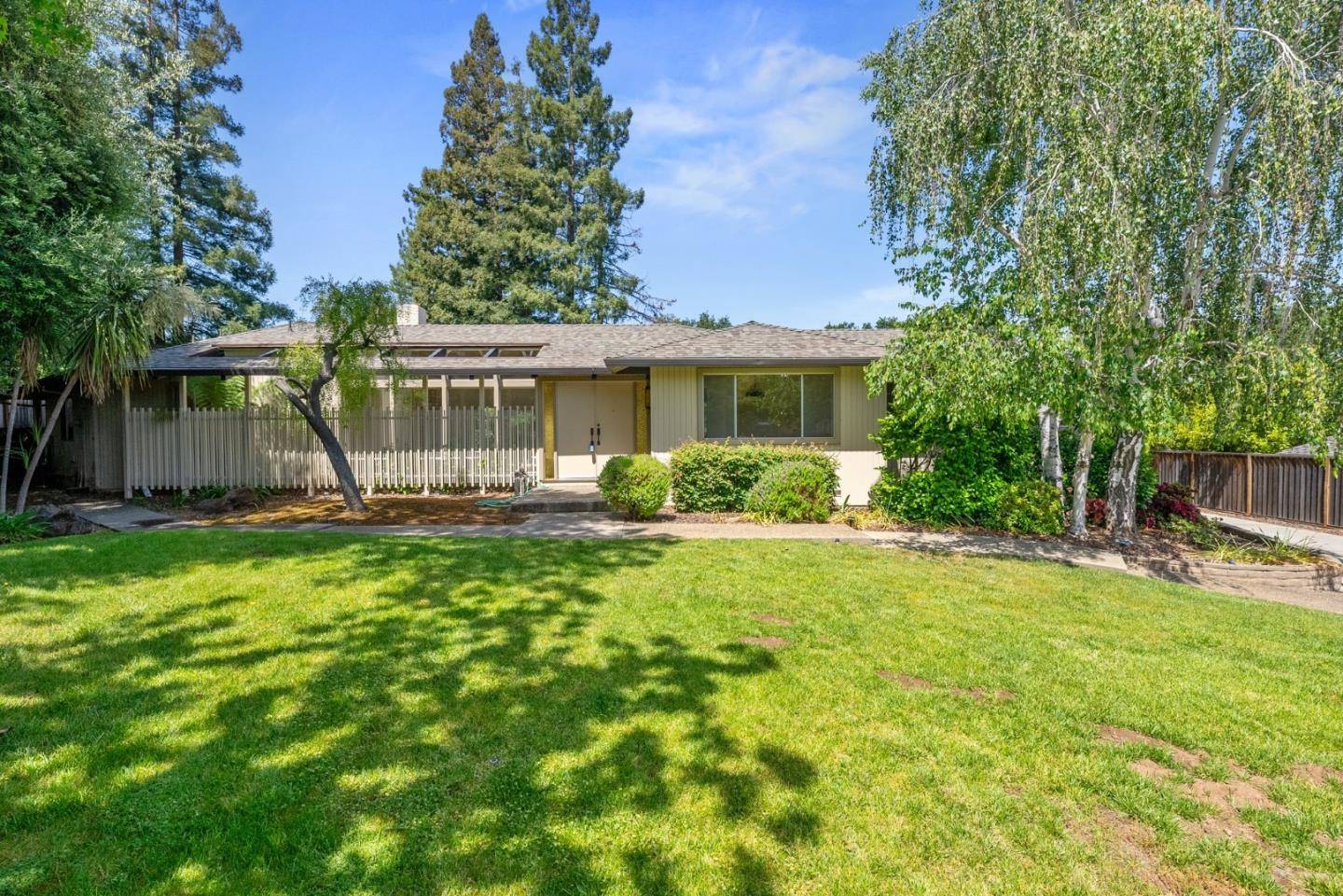 Saratoga, CA 95070,19363 Athos Place