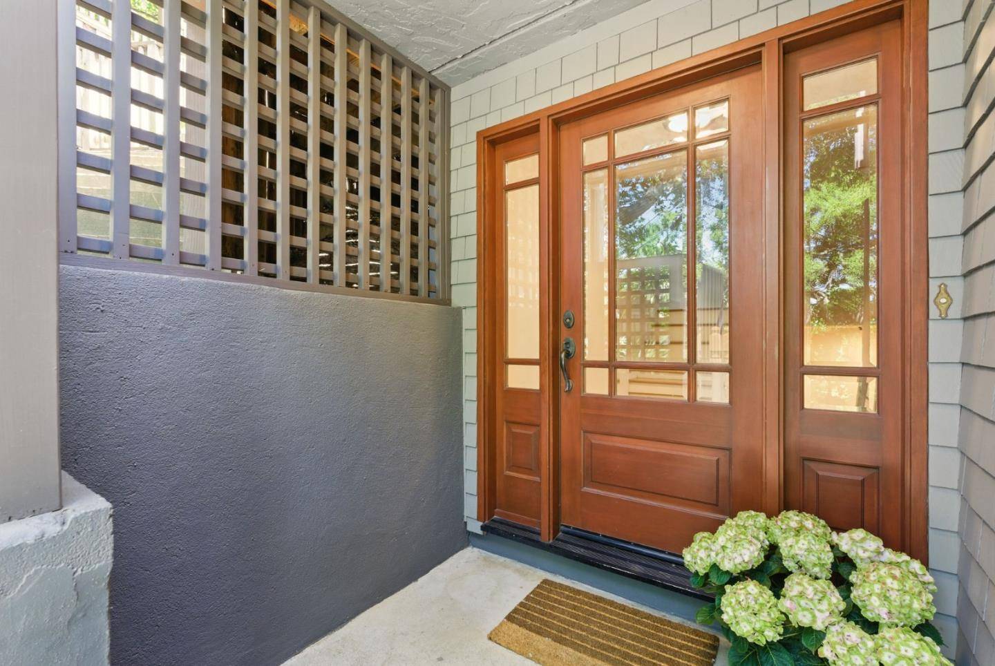 San Carlos, CA 94070,47 Pine Avenue