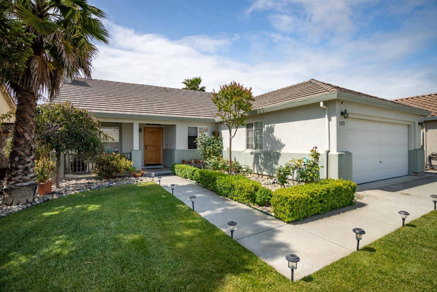 Hollister, CA 95023,1221 Jacqueline Drive