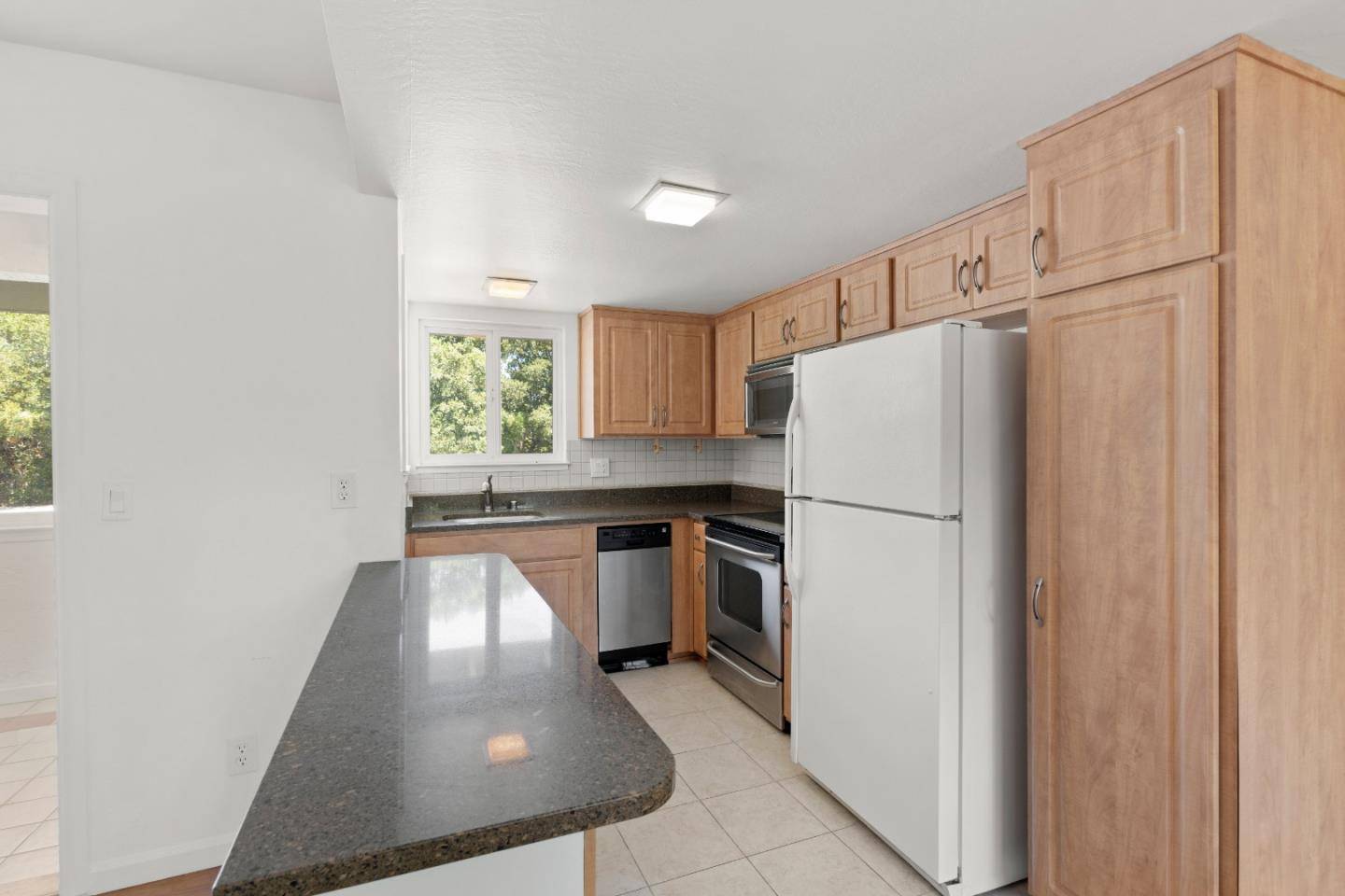 Los Gatos, CA 95032,14225 Lora Drive #70