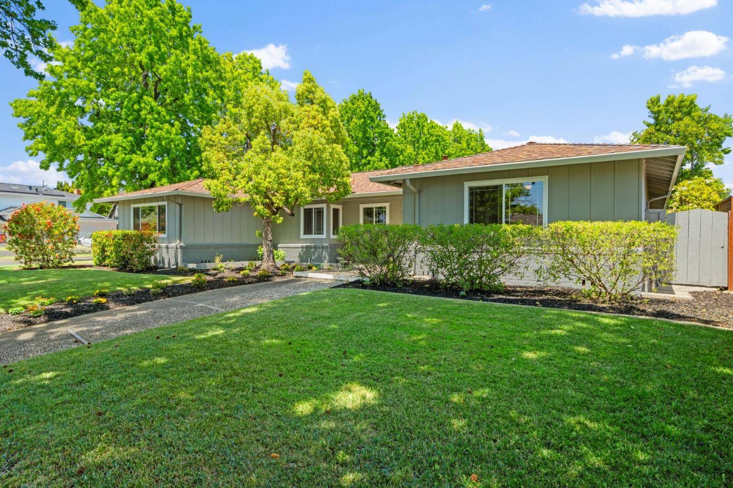 San Jose, CA 95124,1729 Husted Avenue