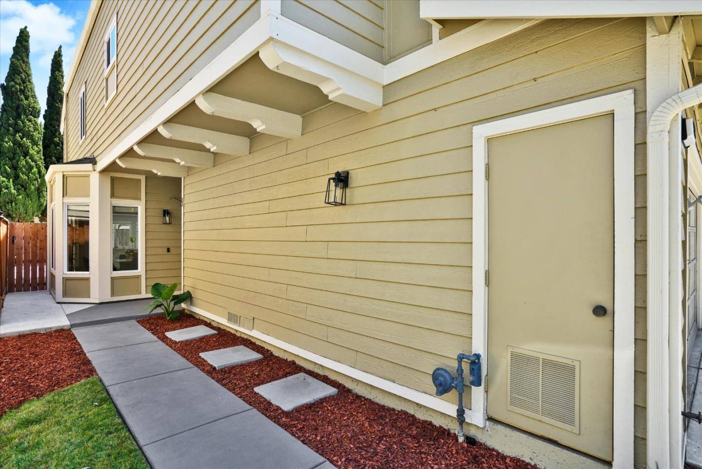 Fremont, CA 94555,3746 Cardinal Terrace