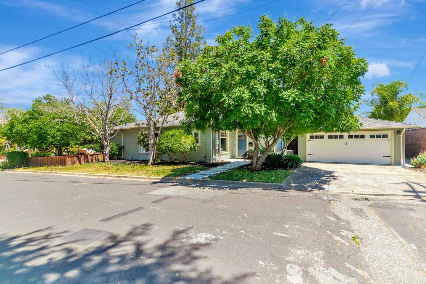 Los Gatos, CA 95032,498 Bird Avenue