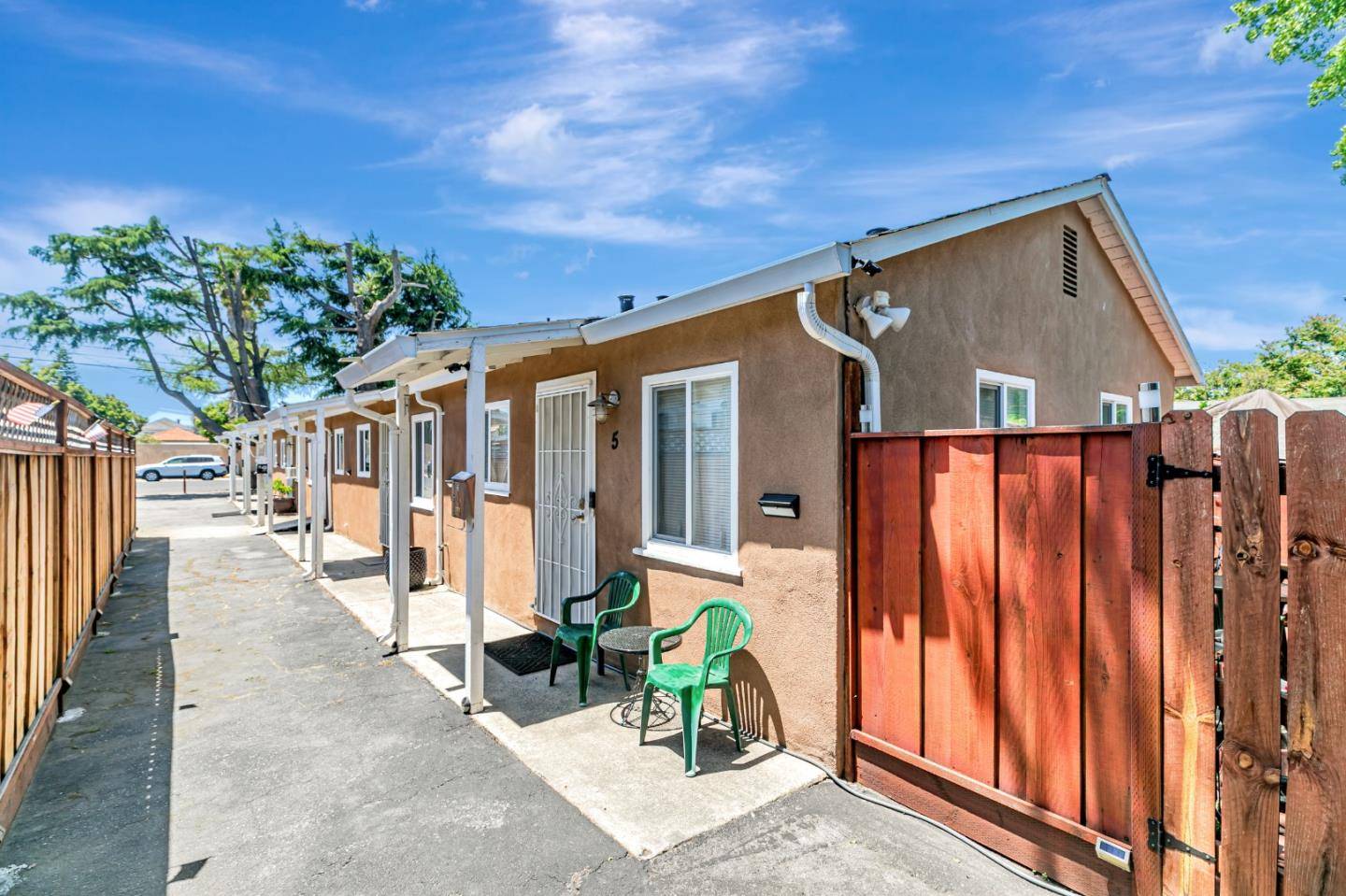 Santa Clara, CA 95050,1555 Washington Street