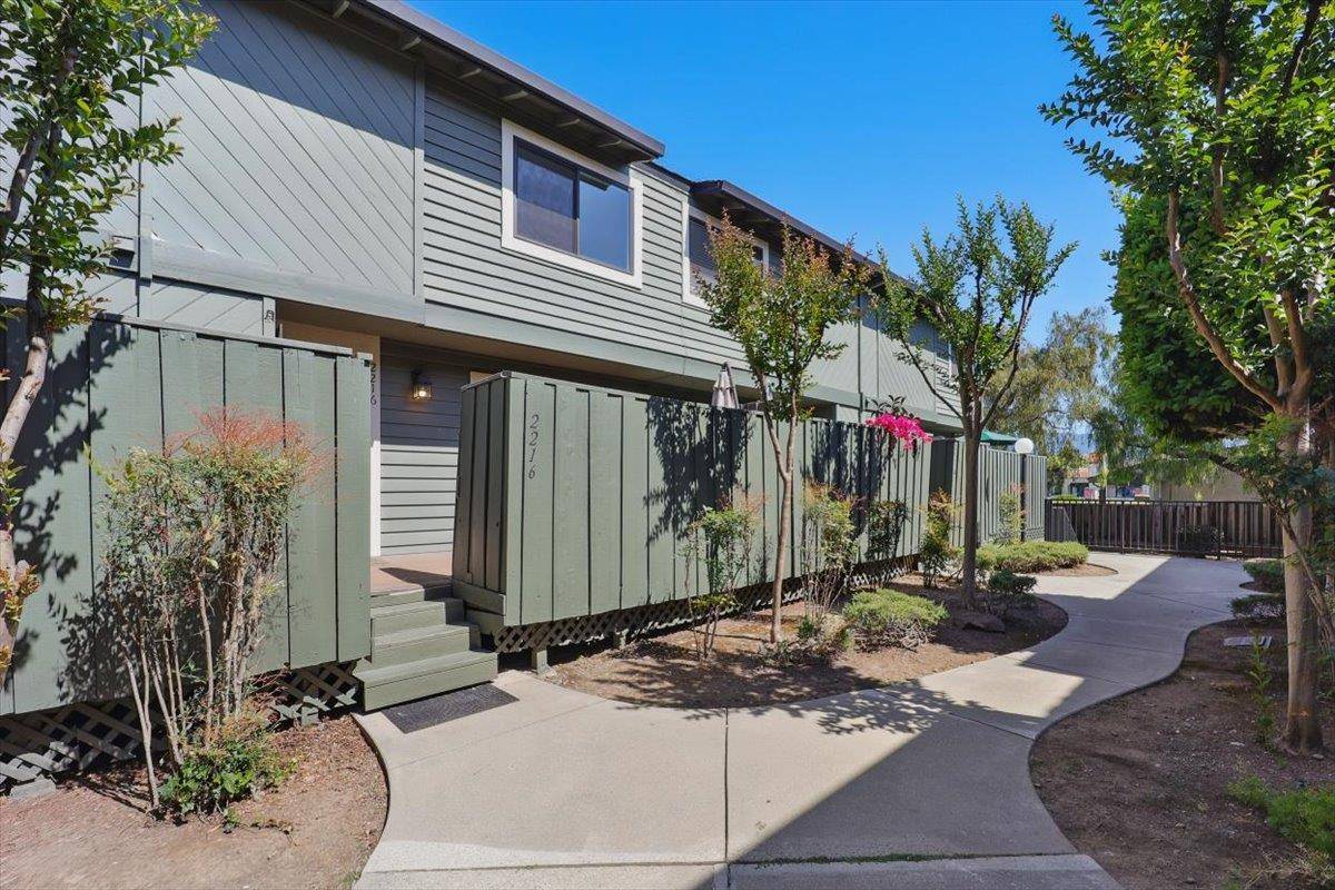 Campbell, CA 95008,2216 Fazeli Court