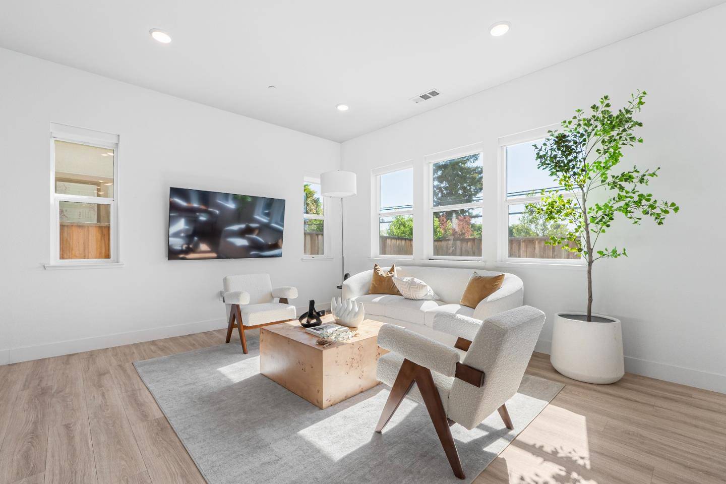 Sunnyvale, CA 94085,796 Santa Cecilia Terrace