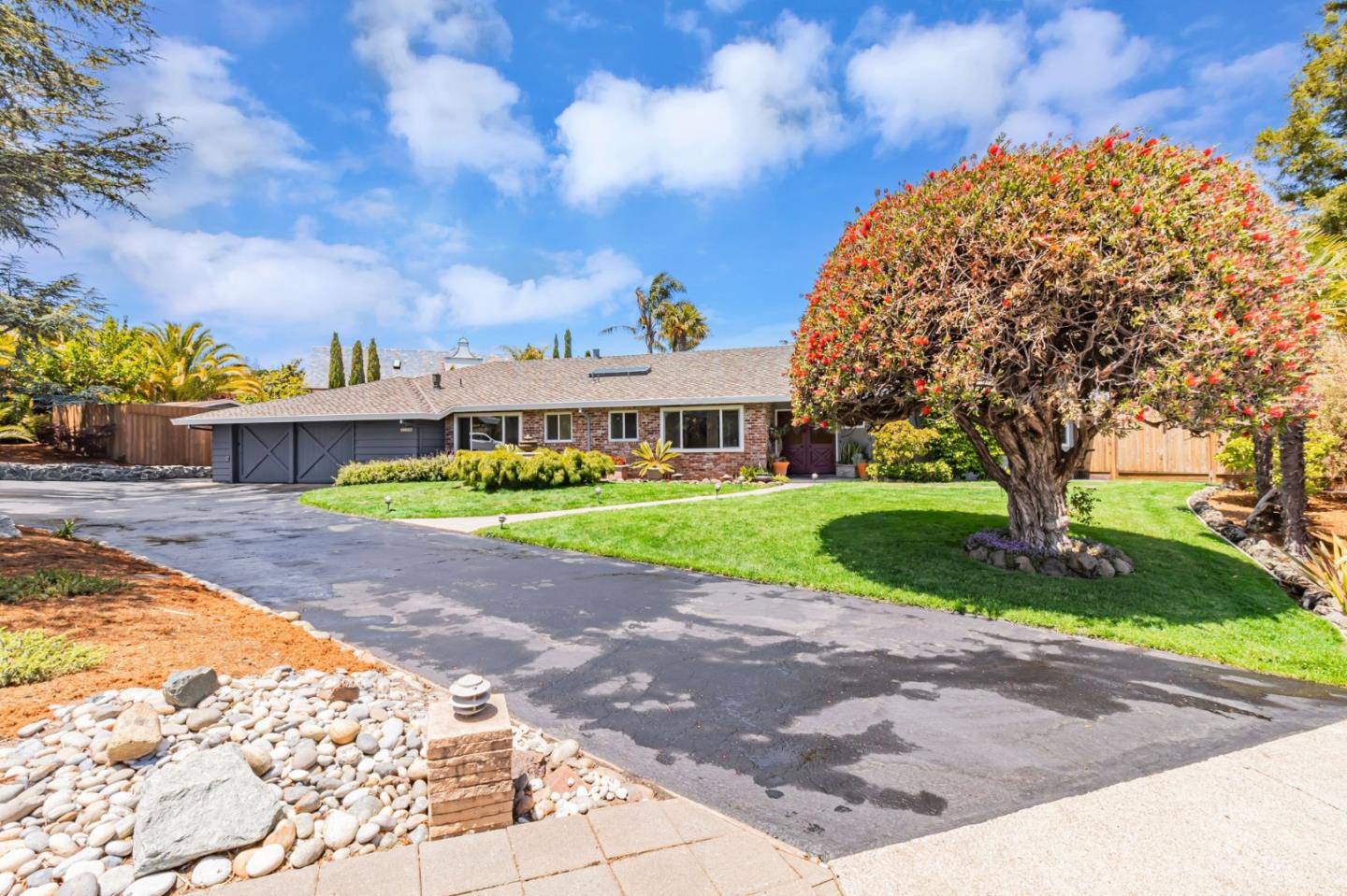 Hillsborough, CA 94010,3780 Ralston Avenue