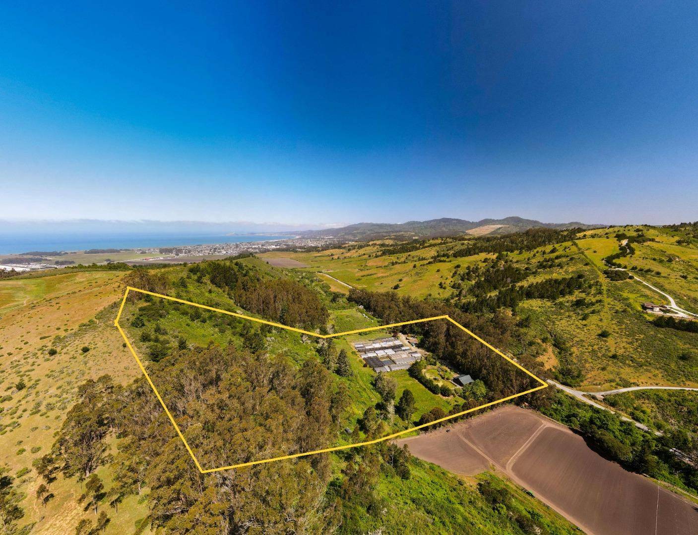 Half Moon Bay, CA 94019,1770 Higgins Canyon Road