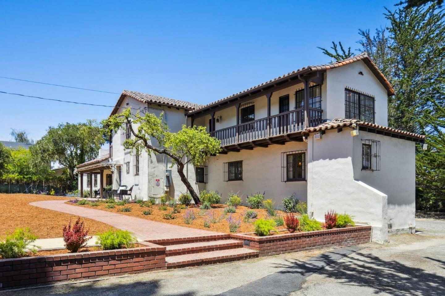 Monterey, CA 93940,401 San Bernabe Drive