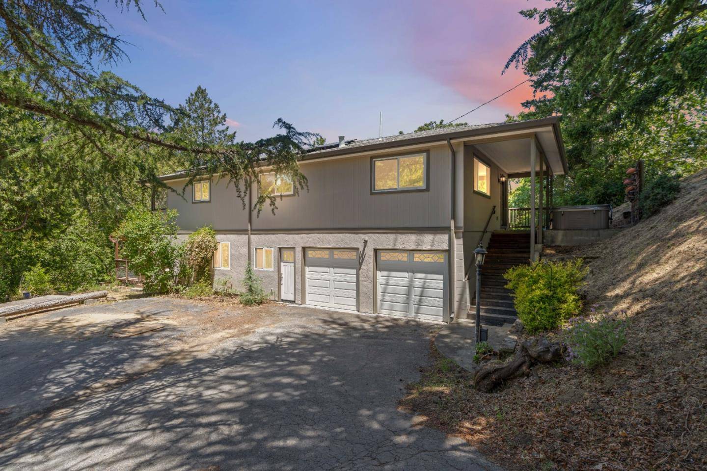 Los Gatos, CA 95033,24895 Skyland Road