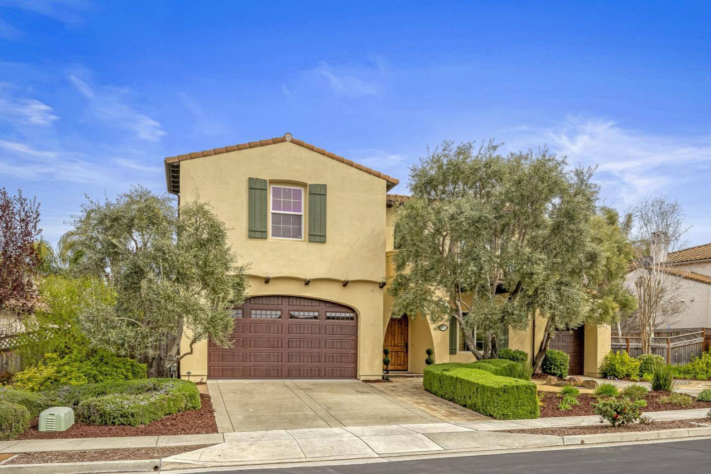 Gilroy, CA 95020,2555 Muirfield Way