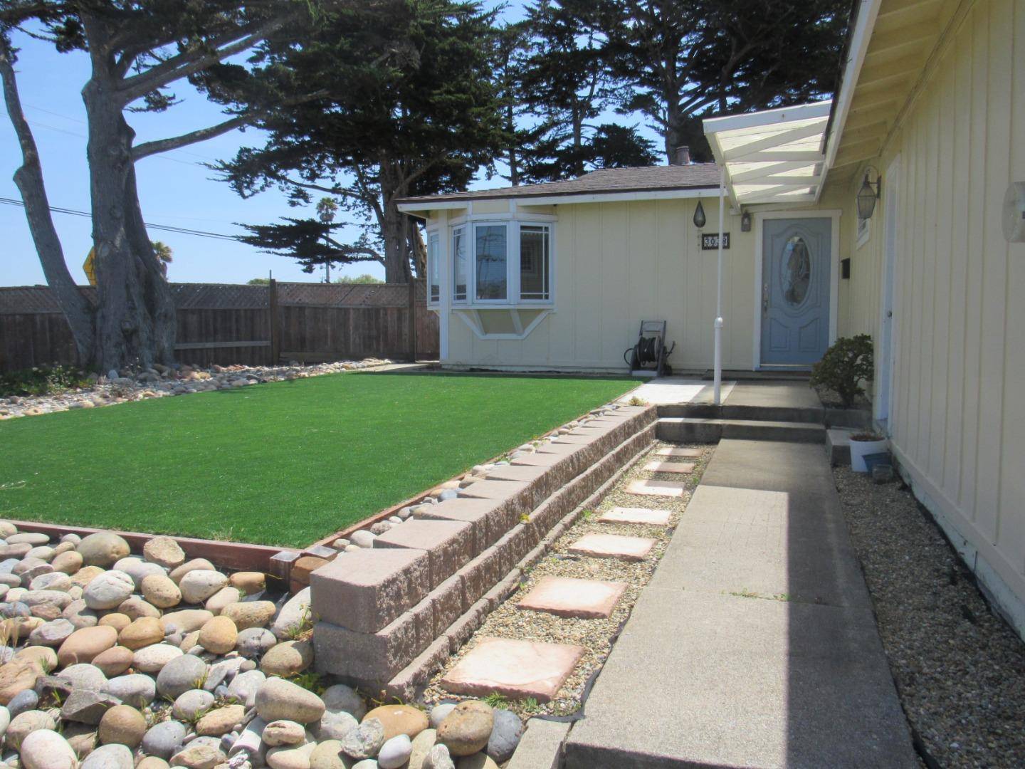 Marina, CA 93933,3038 King Circle
