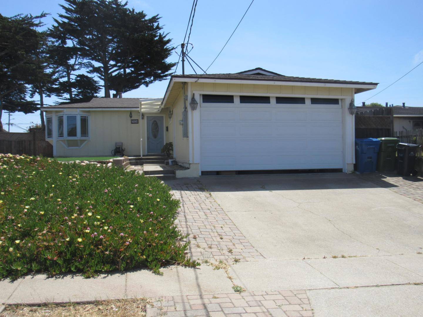 Marina, CA 93933,3038 King Circle