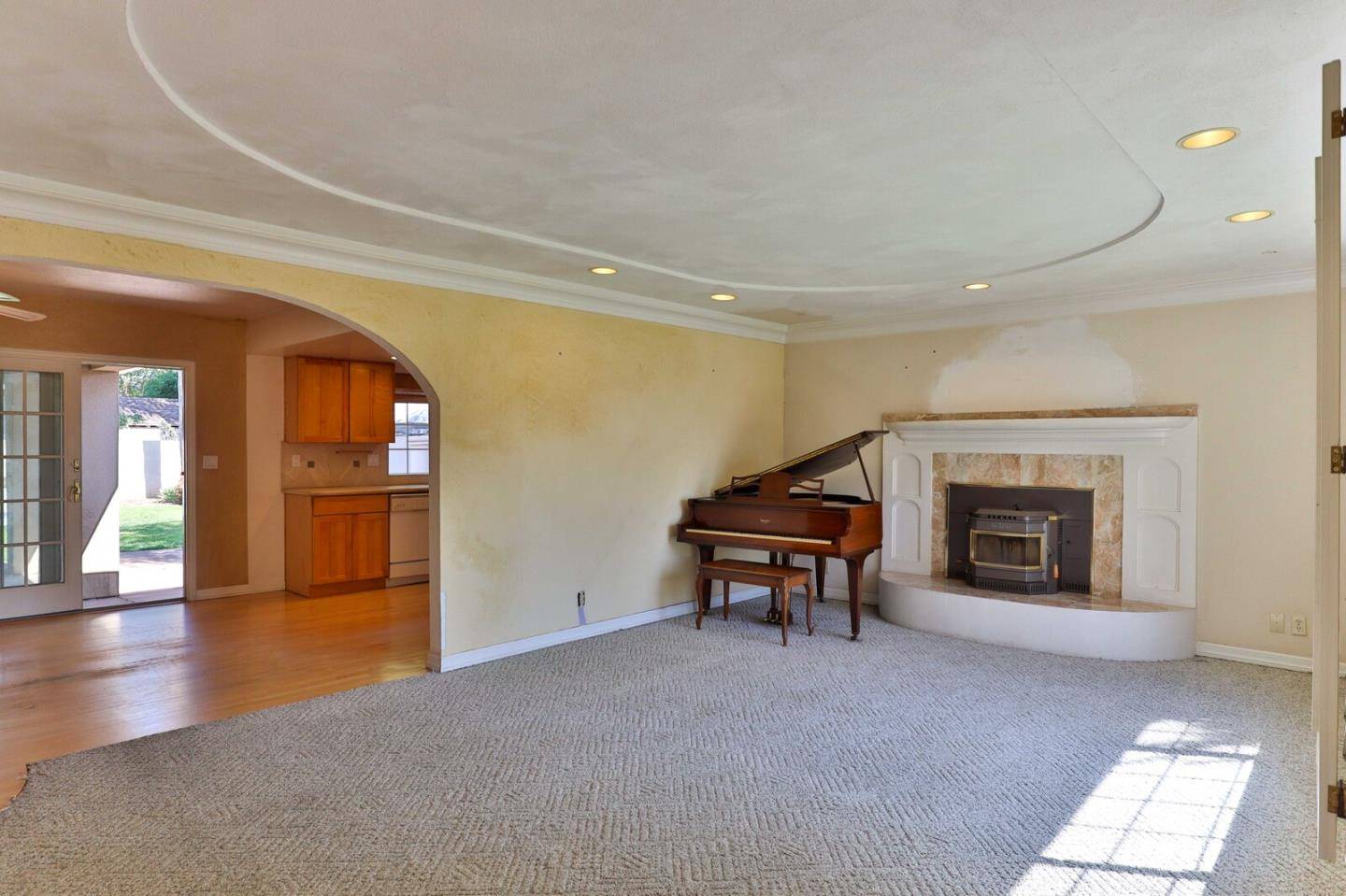 Morgan Hill, CA 95037,15300 La Rocca Drive