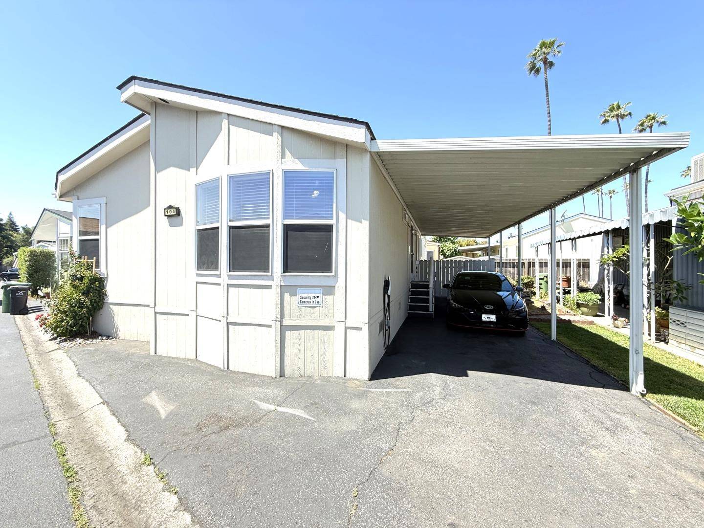 San Jose, CA 95123,165 Blossom Hill #104