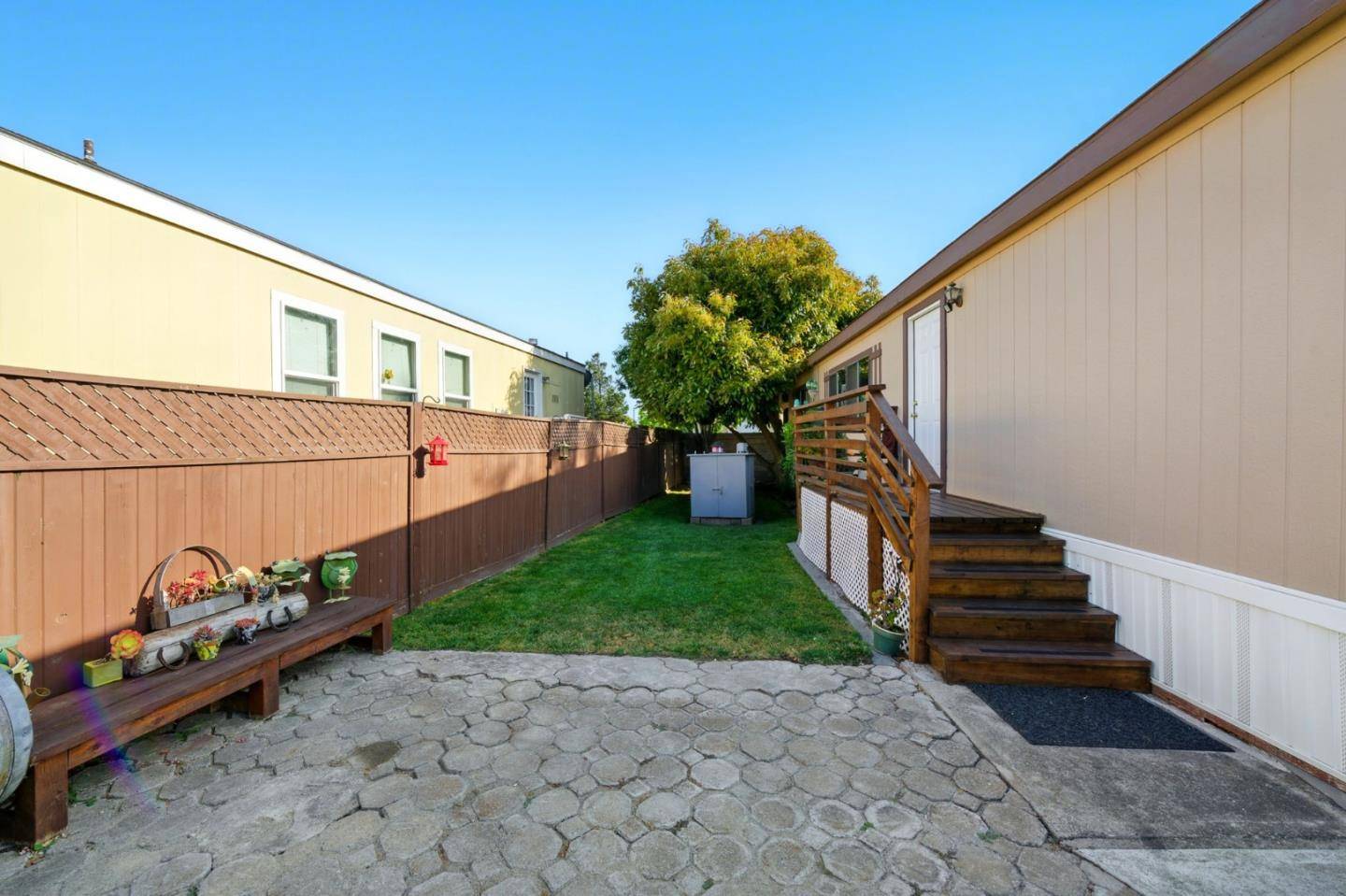 Salinas, CA 93906,1117 Baldwin Street #6