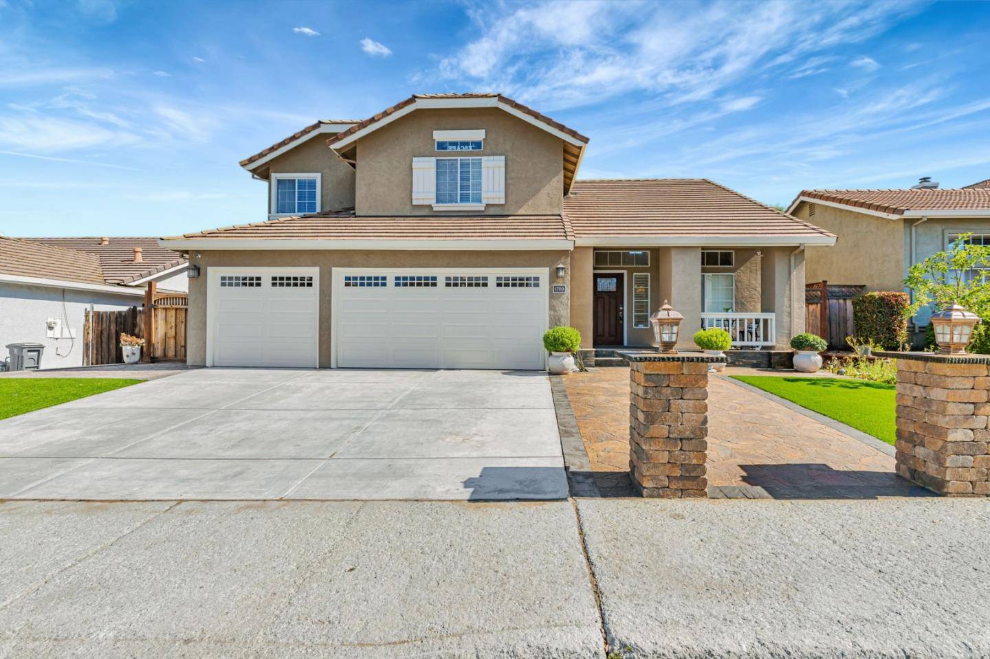Hollister, CA 95023,1700 Hemlock Court