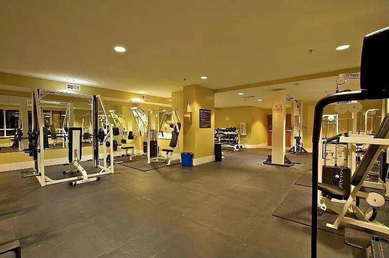 San Diego, CA 92101,700 W Harbor Drive