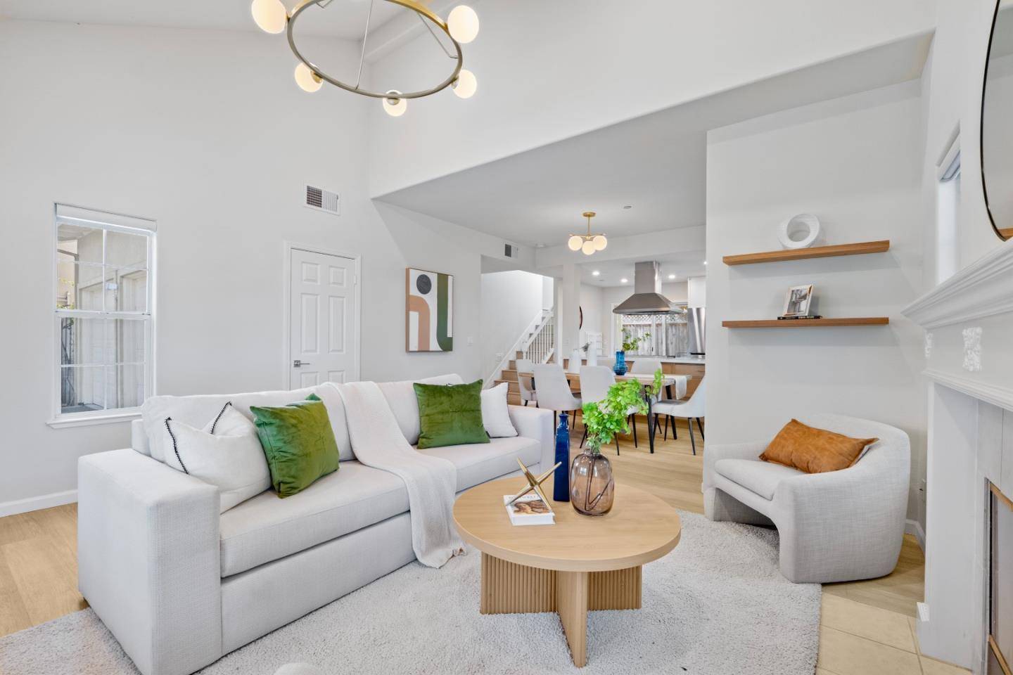 Mountain View, CA 94043,838 Excell Court