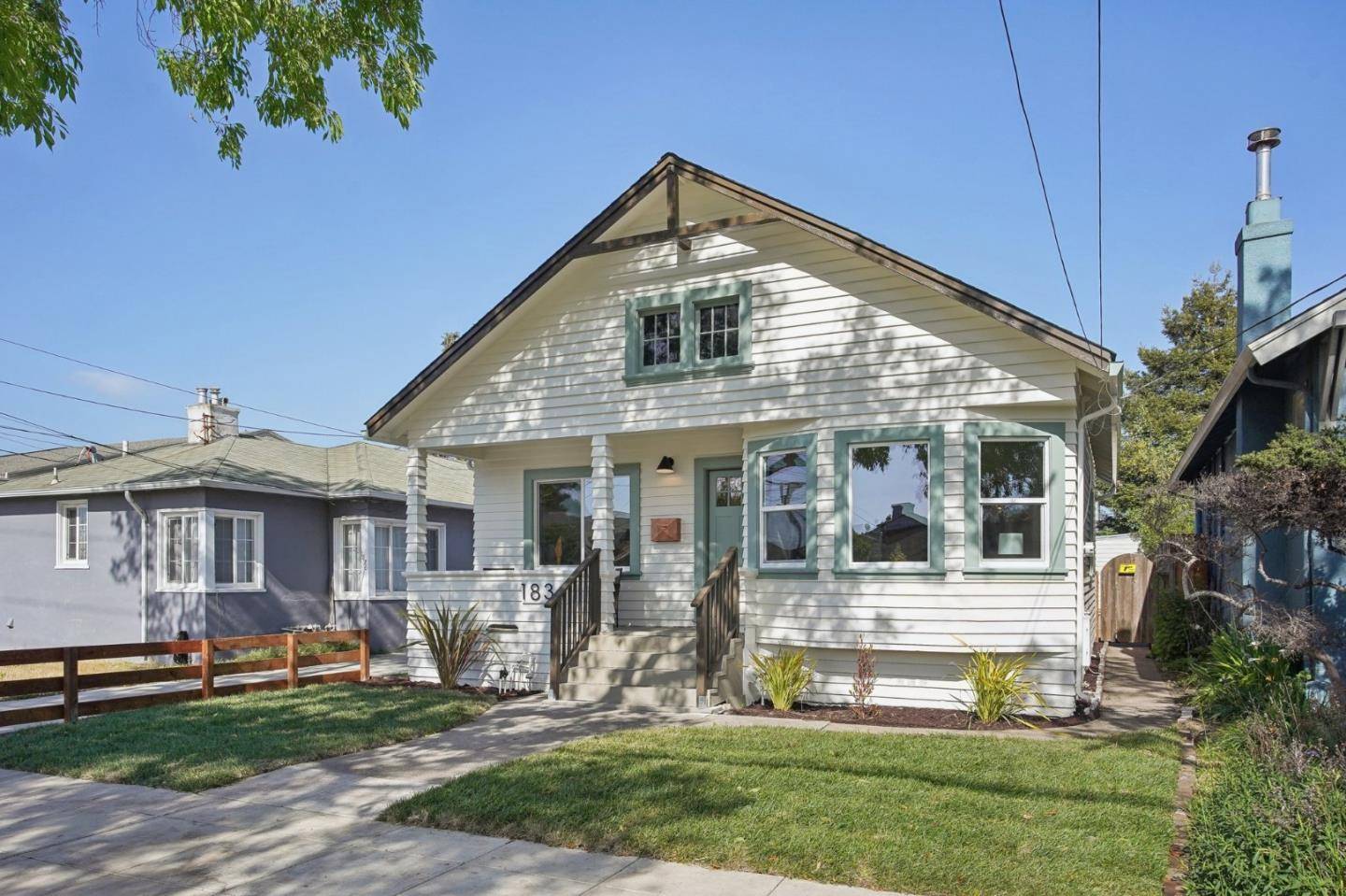 Alameda, CA 94501,1834 8th Street