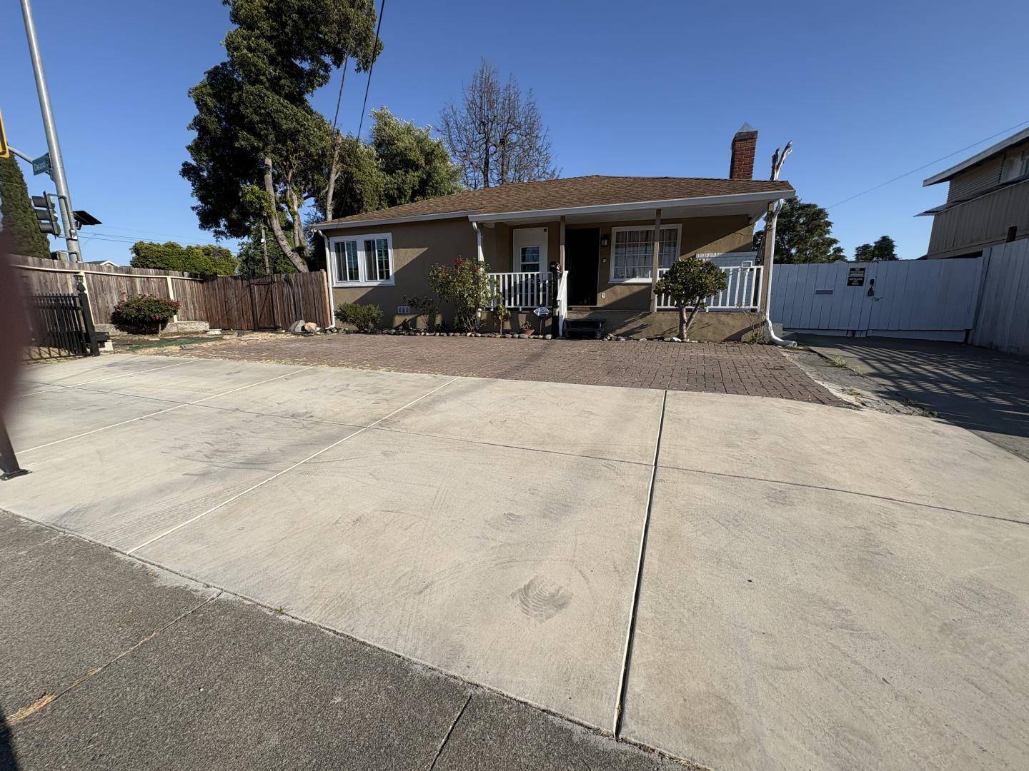 San Lorenzo, CA 94580,792 Delano Street
