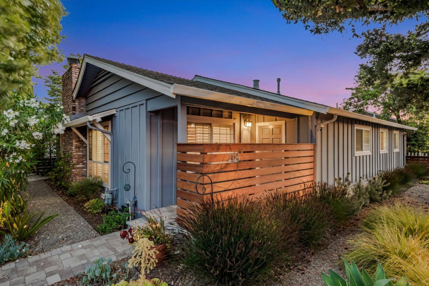 San Jose, CA 95124,2154 Los Gatos Almaden Road