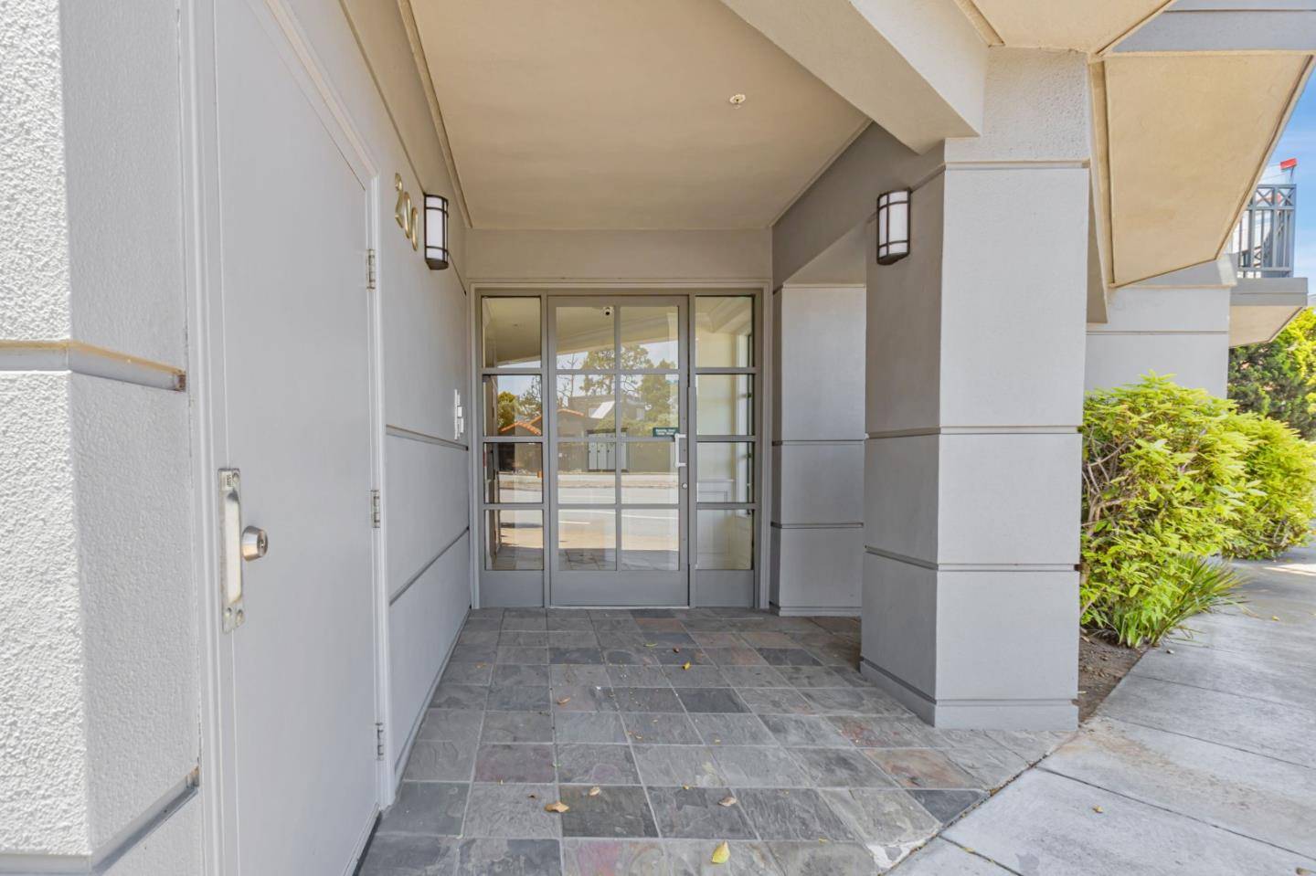 San Francisco, CA 94131,200 Portola Drive #201