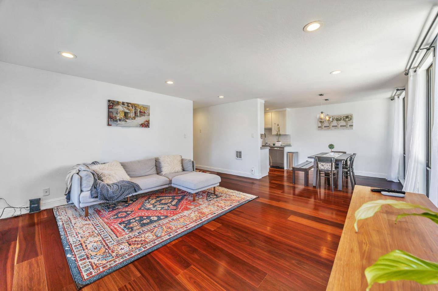 Foster City, CA 94404,1111 Compass Lane #106