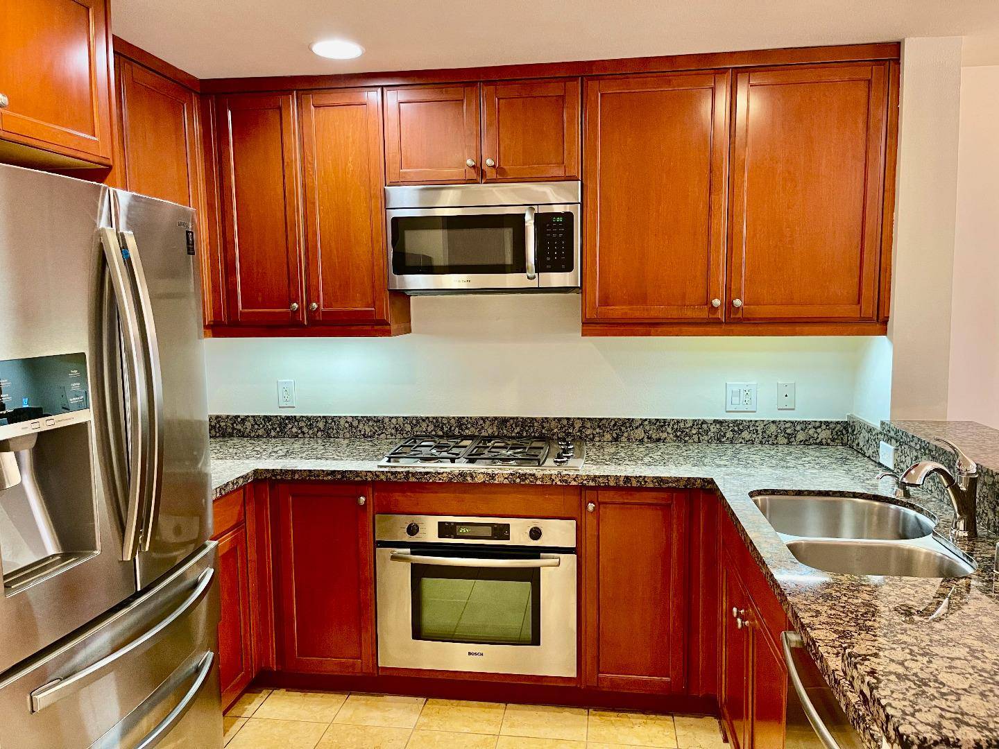 San Mateo, CA 94401,222 8th Avenue #216