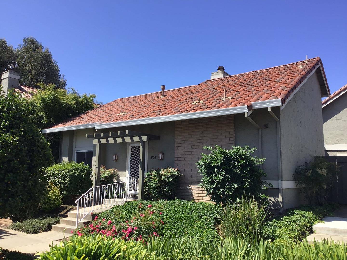 San Jose, CA 95118,1327 Star Bush Lane