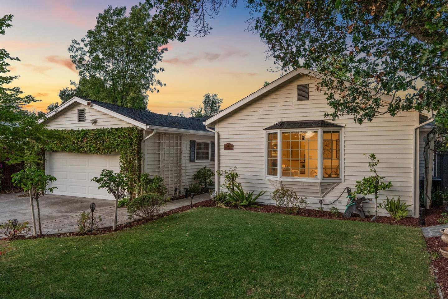 Los Gatos, CA 95032,218 Jo Drive