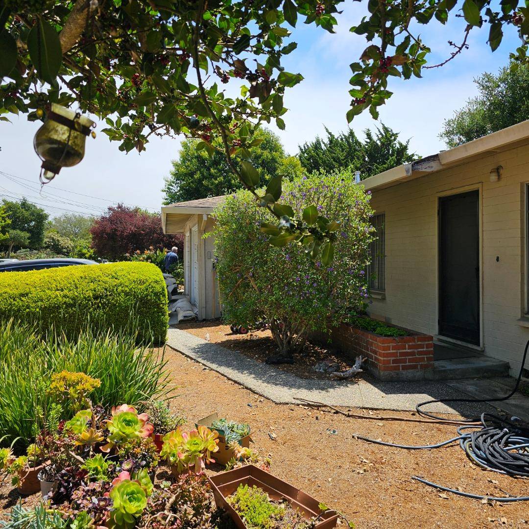 Soquel, CA 95073,5035 Wilder Drive