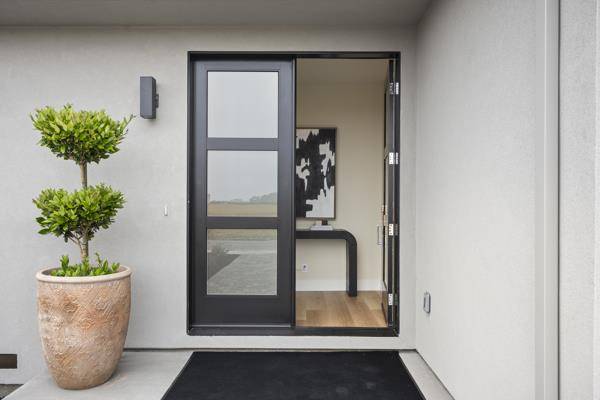 Half Moon Bay, CA 94019,575 Seymour Street