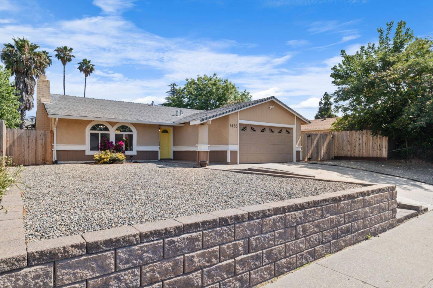 North Highlands, CA 95660,4165 Ernestine Way