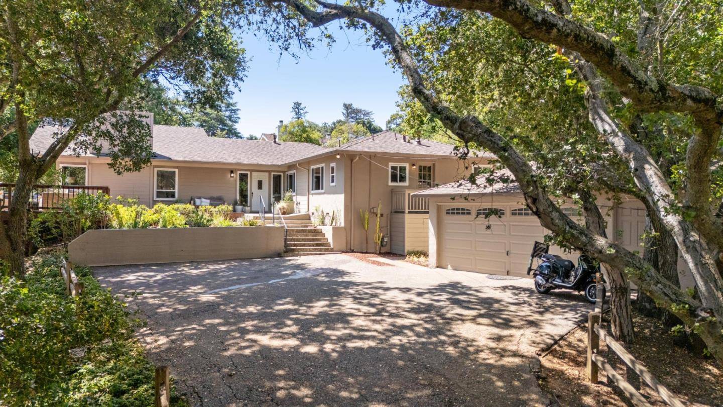 Los Altos Hills, CA 94024,10605 Berkshire Drive