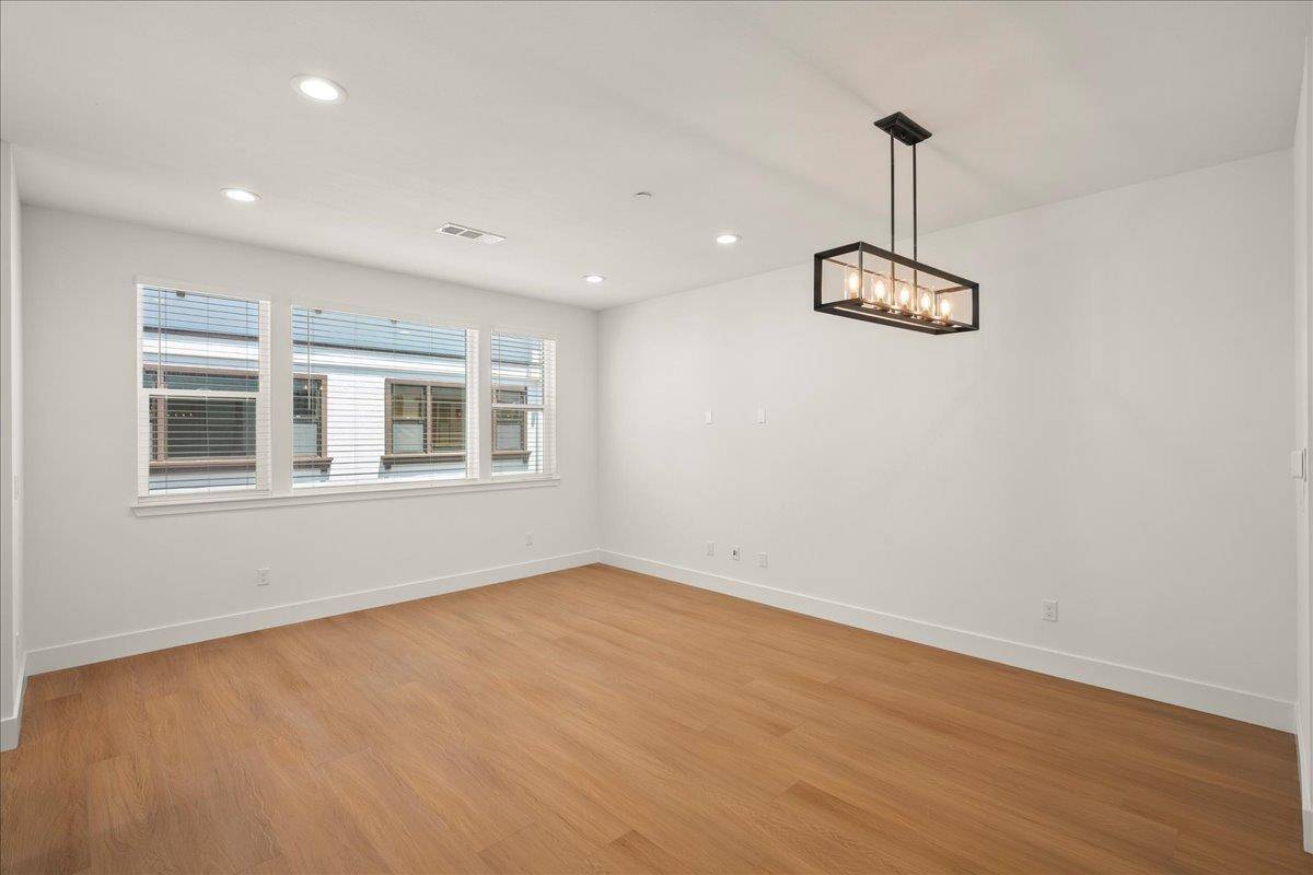 Sunnyvale, CA 94086,224 Carroll Street #6