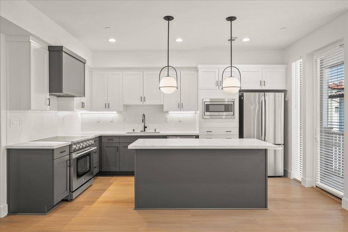 Sunnyvale, CA 94086,224 Carroll Street #2