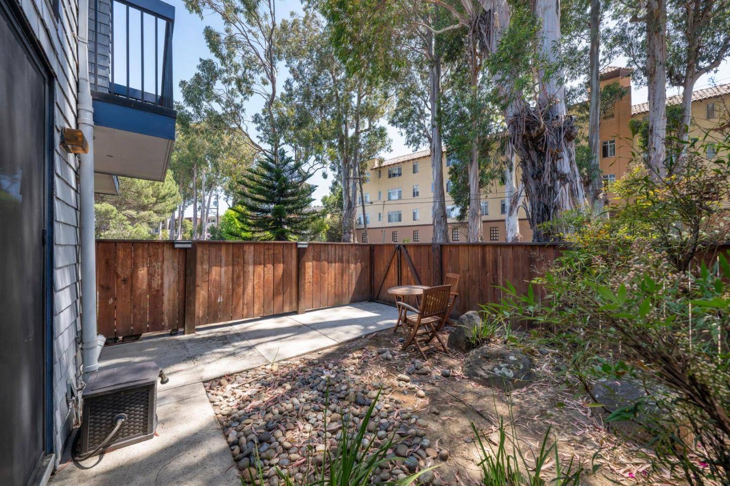 Burlingame, CA 94010,740 El Camino Real #C