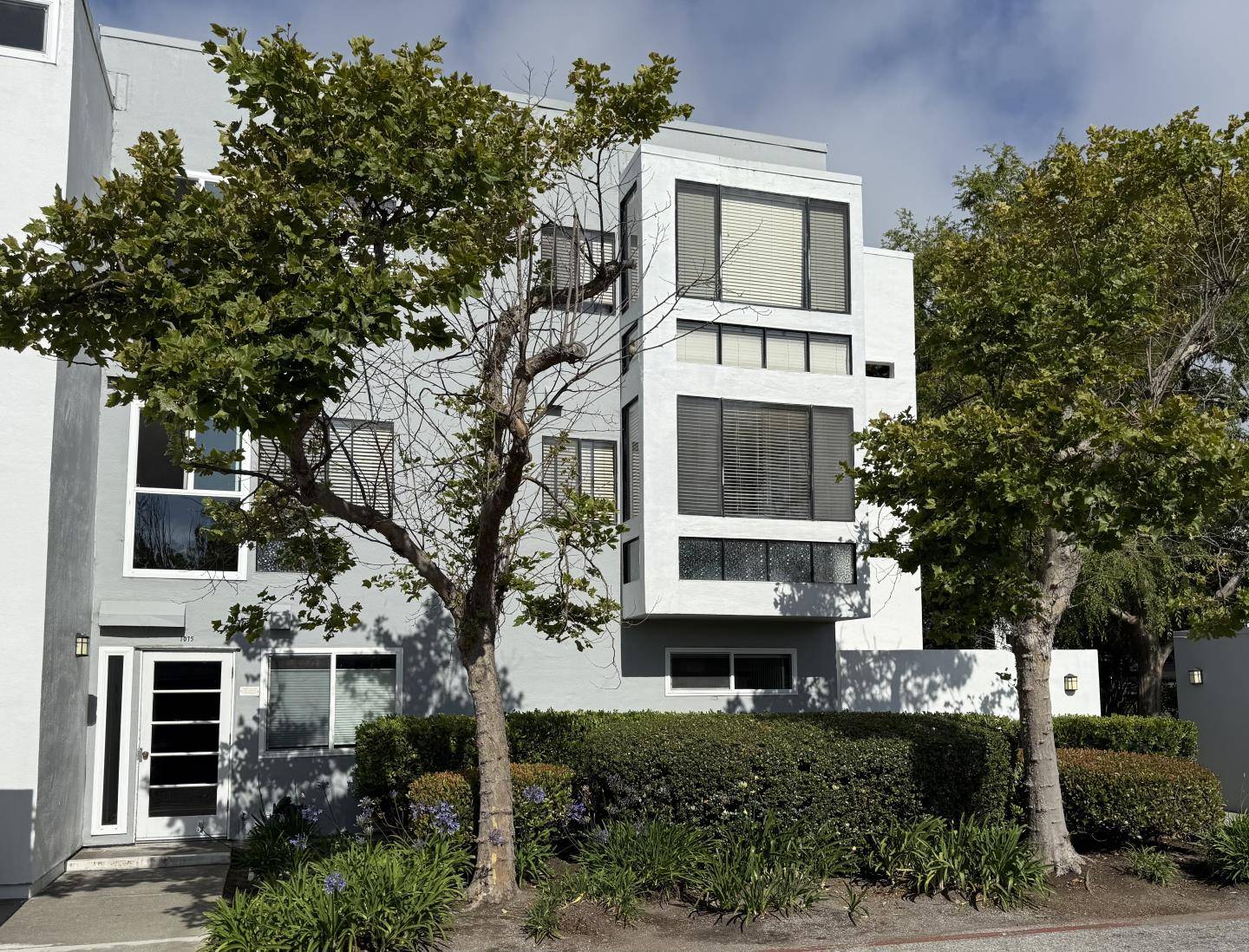 Foster City, CA 94404,1075 Shell Boulevard #1