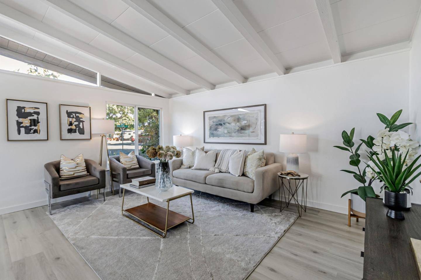 Sunnyvale, CA 94089,761 Lakeknoll Drive