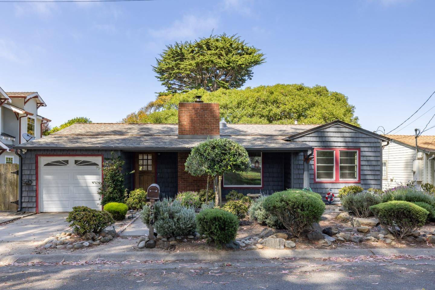 Pacific Grove, CA 93950,954 Seapalm Avenue