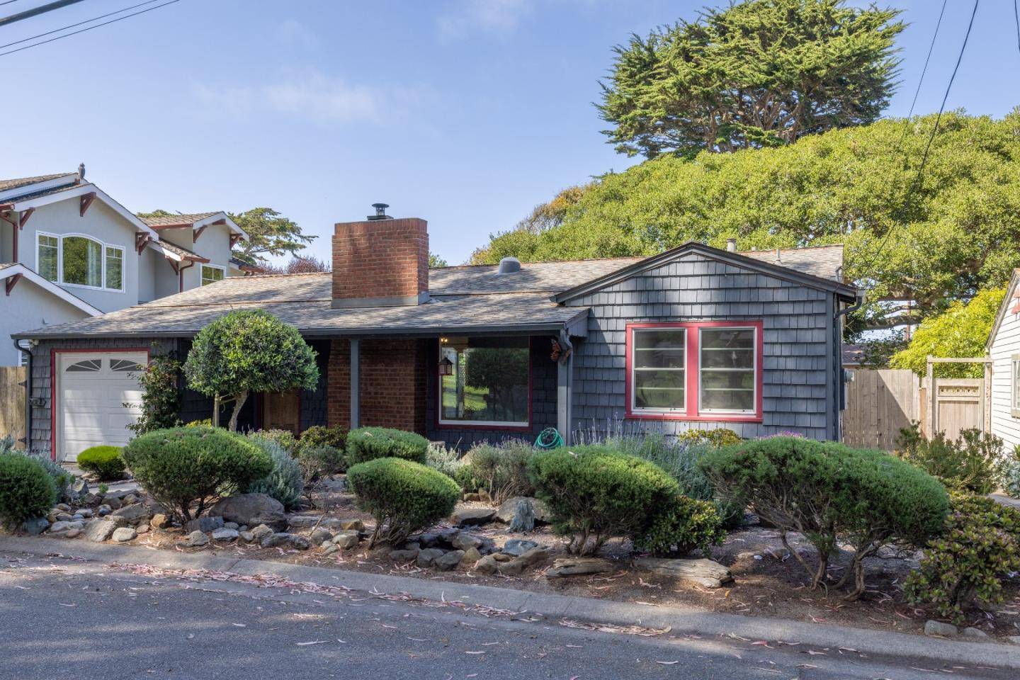Pacific Grove, CA 93950,954 Seapalm Avenue