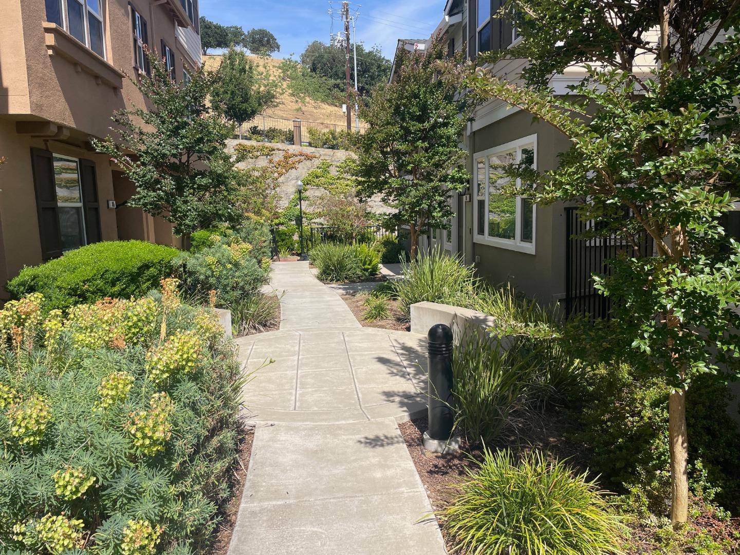 Martinez, CA 94553,701 Tierney Place