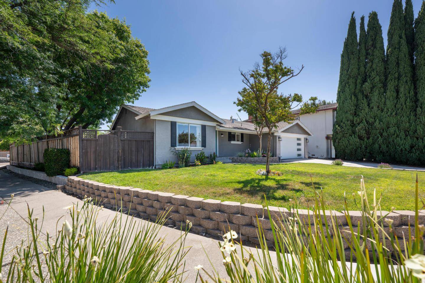 San Jose, CA 95136,4904 Barron Park Drive
