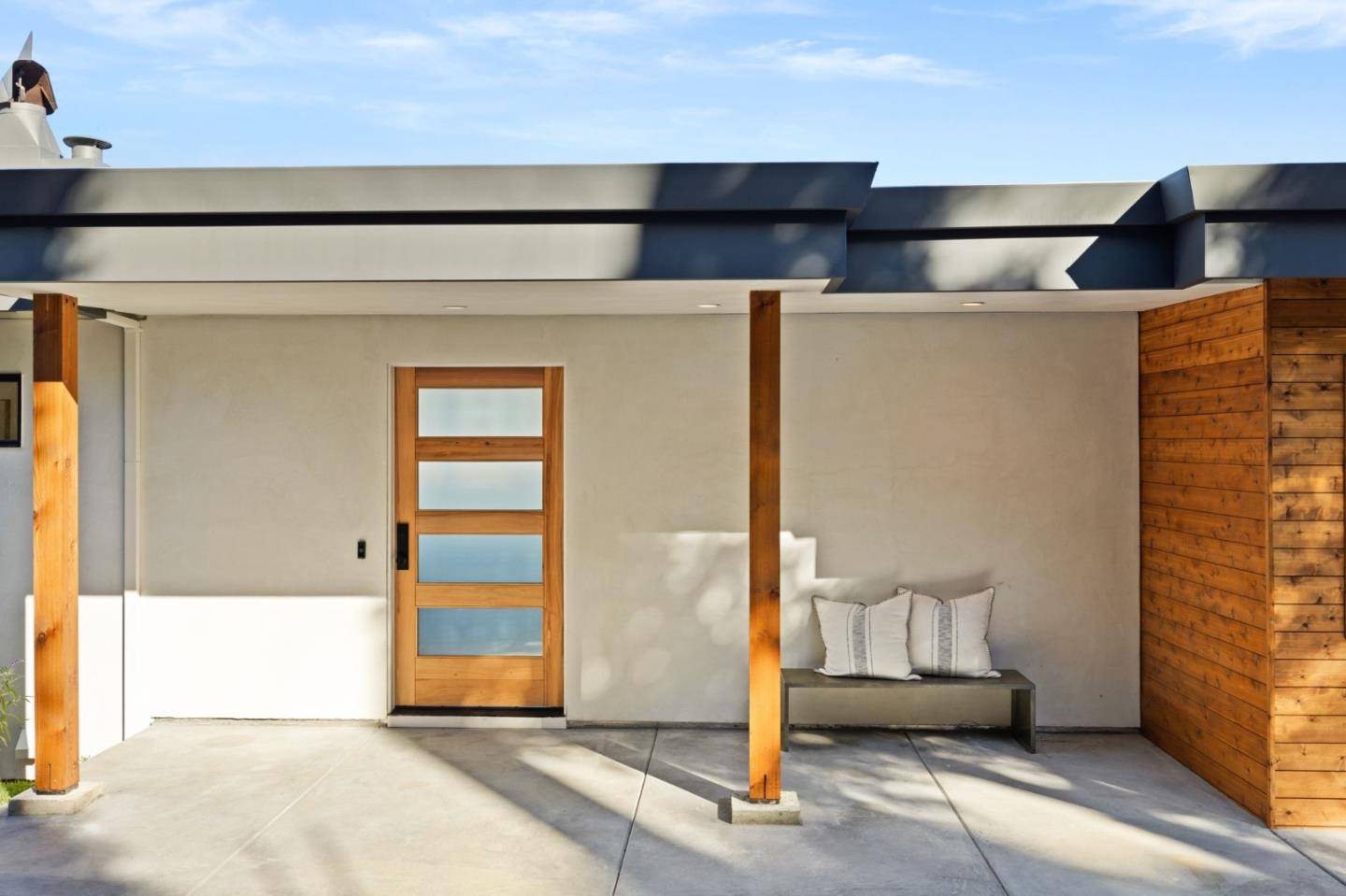 Redwood City, CA 94062,760 Loma Court