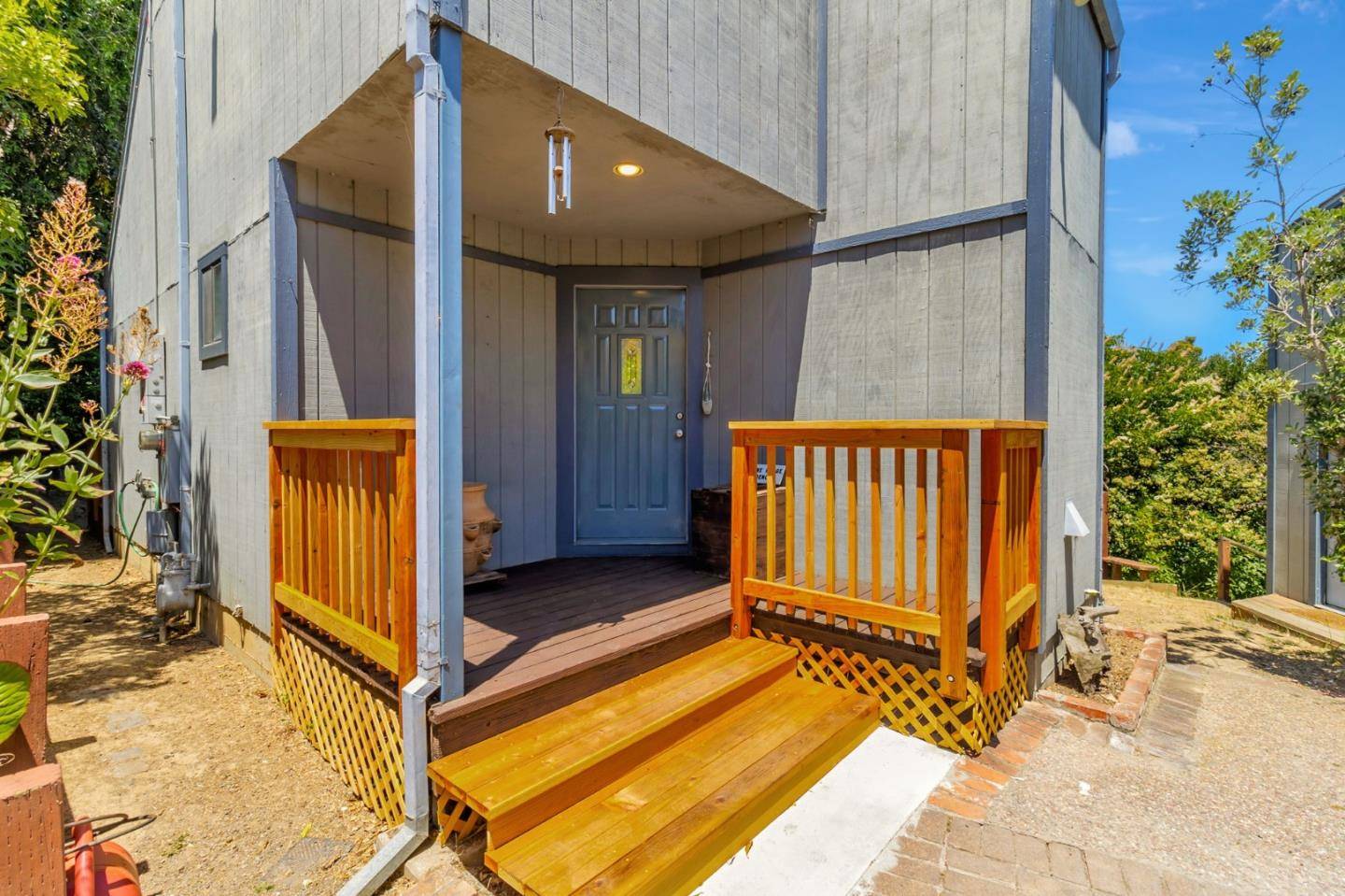 Brisbane, CA 94005,21 San Benito Road