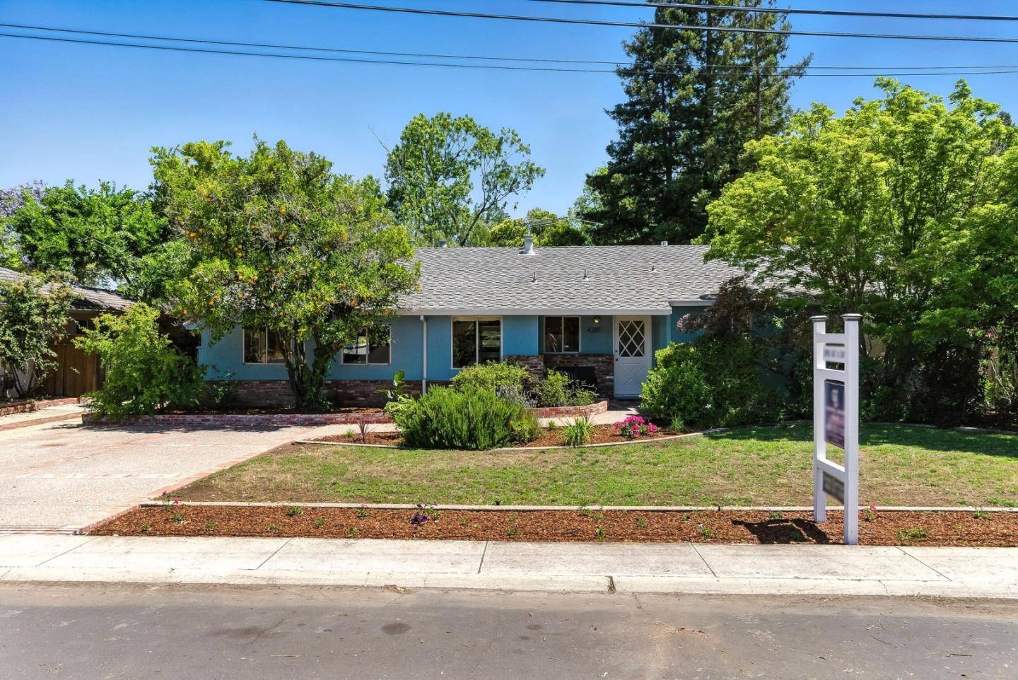 Palo Alto, CA 94306,4385 Miller Avenue
