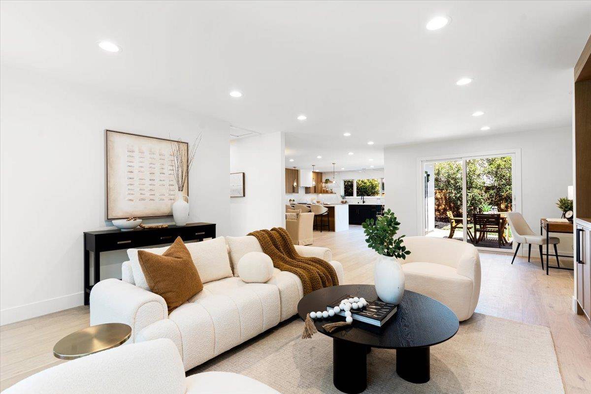 Los Gatos, CA 95032,15640 Gardenia Way