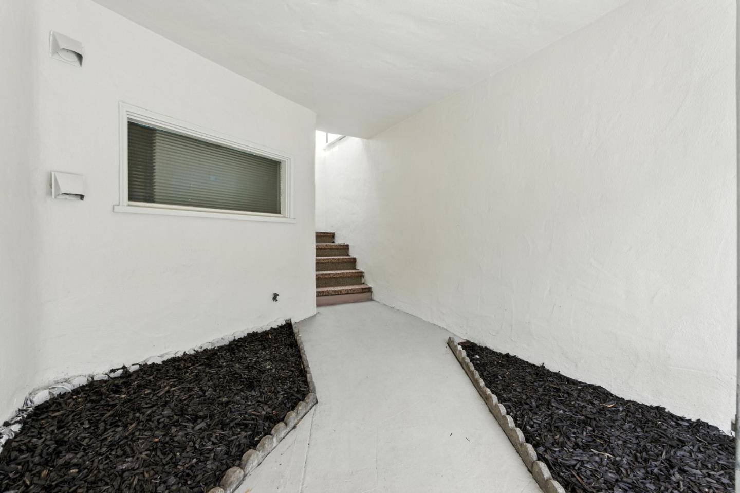 San Francisco, CA 94124,155 Bridgeview Drive