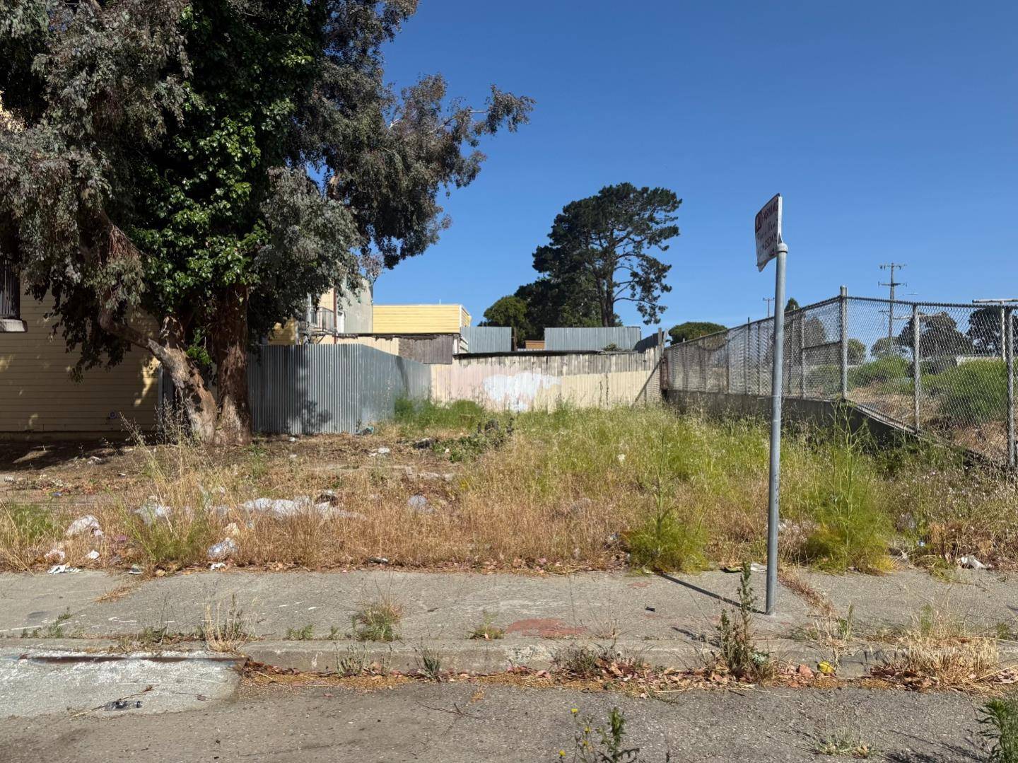 San Francisco, CA 94124,2626 Griffith Street